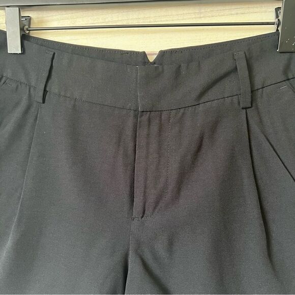 Gap True Black Tailored Cuffed 4” High Waist Flattering Trouser Shorts - Picture 2 of 8